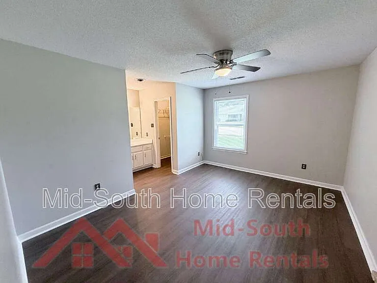 7328 Hillshire Dr — Photo 13