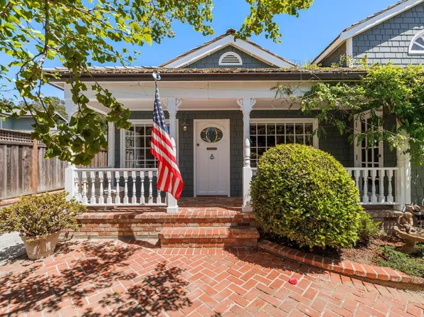 1019 Cedar St, Montara, CA 94037
