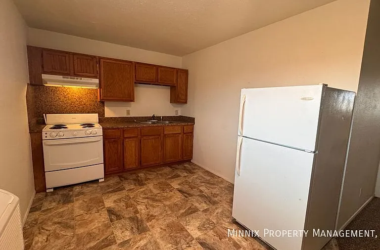 711 S Austin Ave #203 — Photo 6