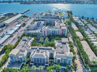 802 W Windward Way APT 307, Lantana, FL 33462
