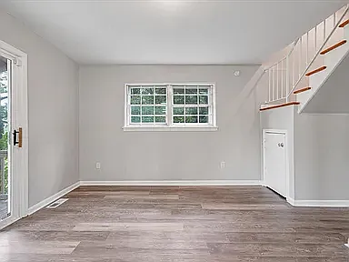 1702 Elbert Dr — Photo 5