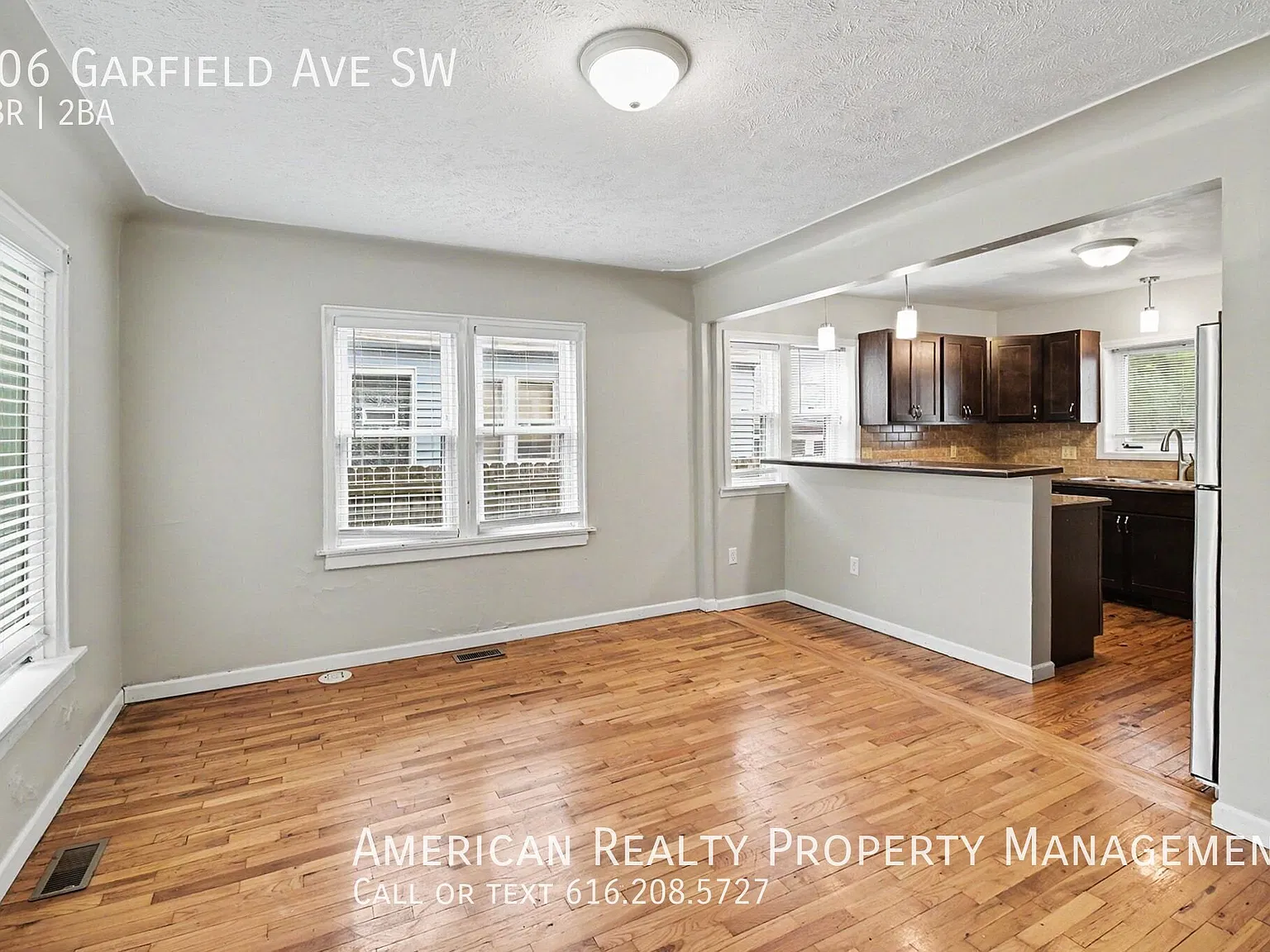 5 bed, 1656 sqft, $2,650 — Photo 2