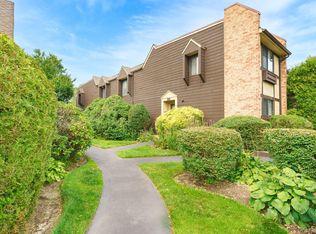 91 Southgate Circle, Massapequa Park, NY 11762