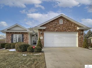 13519 Meredith Ave, Omaha, NE 68164