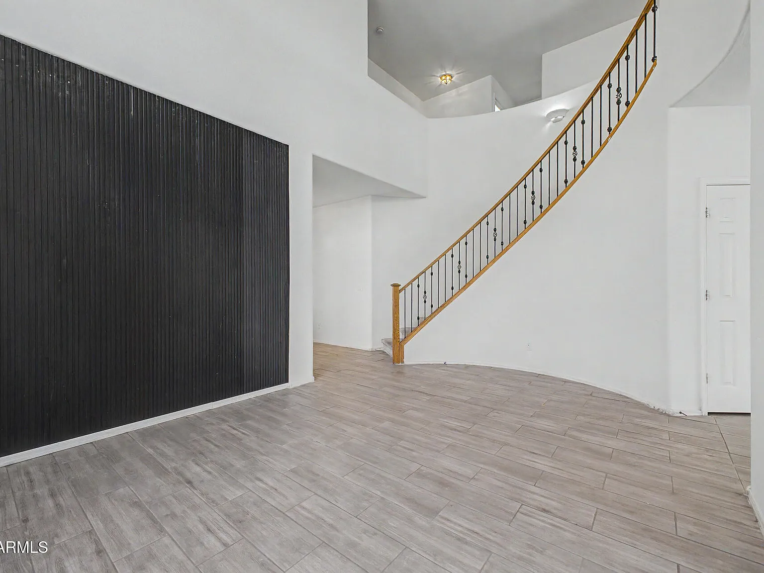 5 bed, 3.5 bath, 3771 sqft, $2,795 — Photo 2