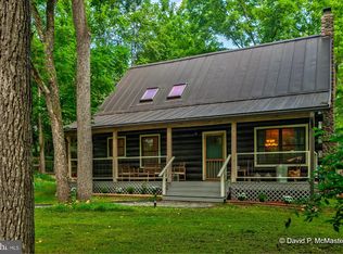 20 Riverside Dr, Harpers Ferry, WV 25425