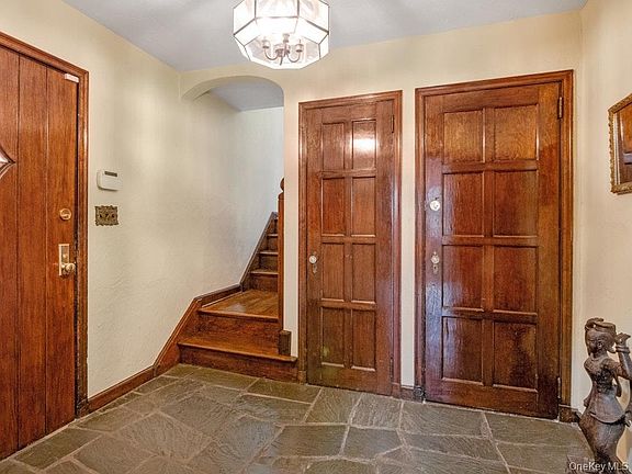 3rd image of 88 Stockbridge Road