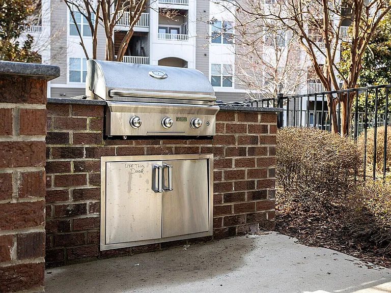 29-north-hickory-nc-grilling-station