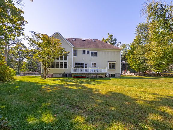 3rd image of 175 Branchville Road