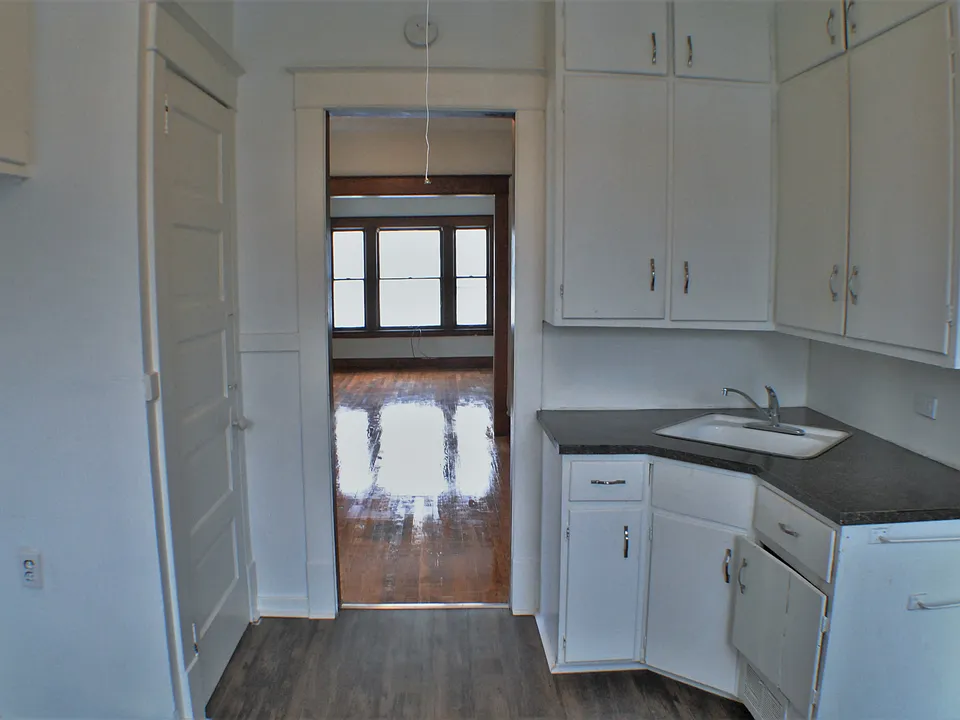 434 Worden - Kitchen (2)_02162016