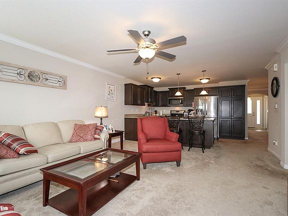 4th image of 462 Heritage Sq Unit 13202
