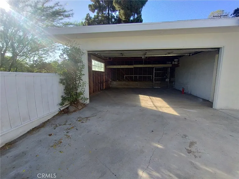 374 Grand Ave — Photo 47