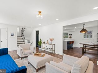 9817 Fernwood Rd, Bethesda, MD 20817