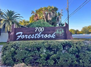 700 Starkey Rd APT 814, Largo, FL 33771