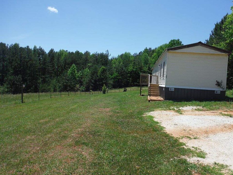 2nd image of 297 Collins Rd