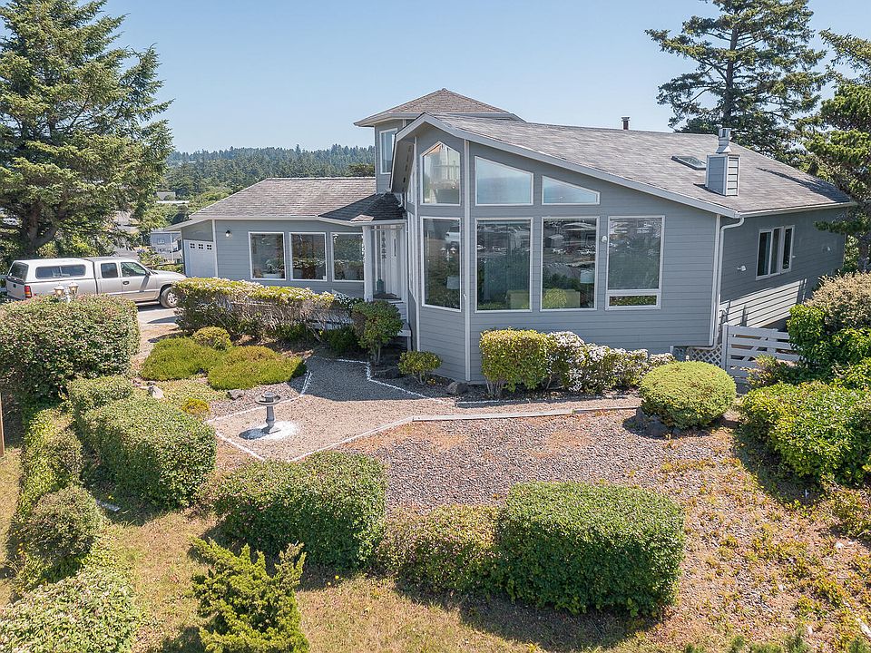 565 SW 10th St Newport OR 97365 Zillow