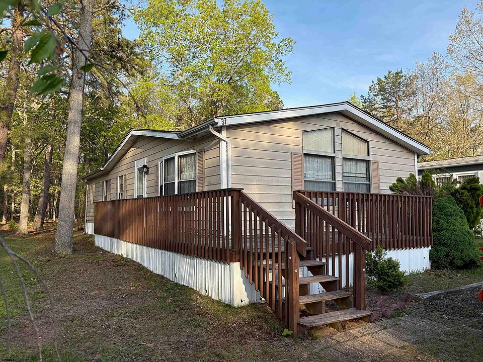 1st image of 37 Hickory Ln