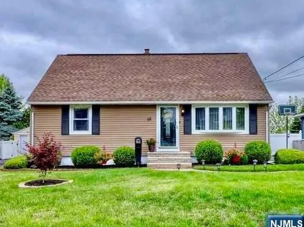 68 E Emerson St, Clifton, NJ 07013