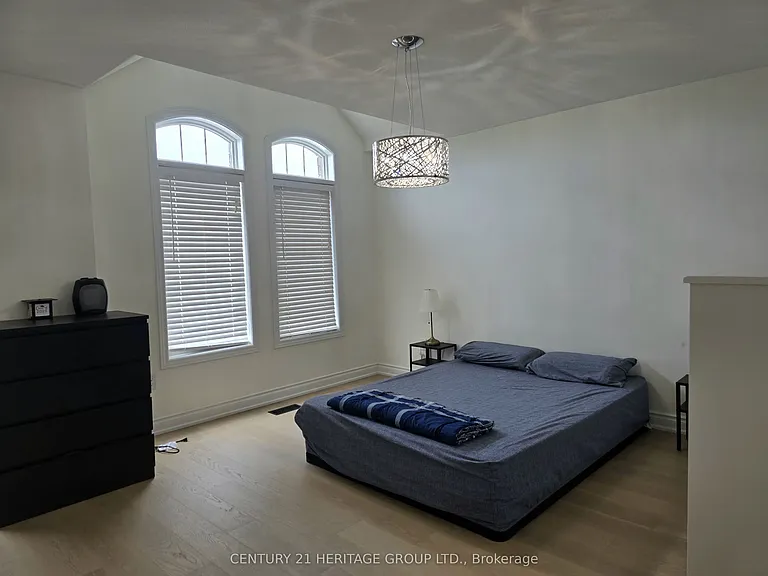 37 Luisa St — Photo 15