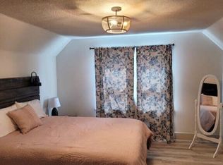 4208 1/2 Barker Ave #B, Omaha, NE 68105