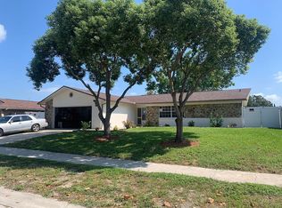 11140 Island Pine Dr, Port Richey, FL 34668