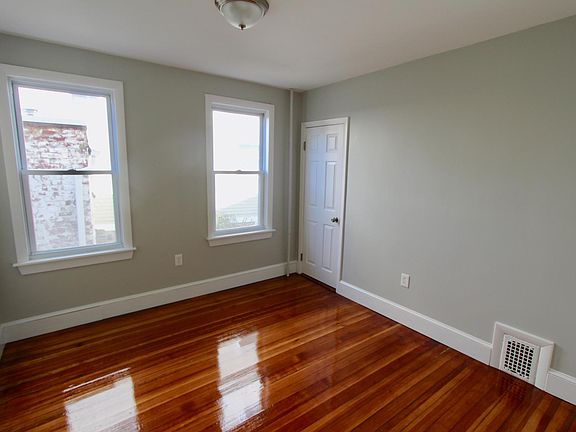 4th image of 84 Shirley Ave #1F