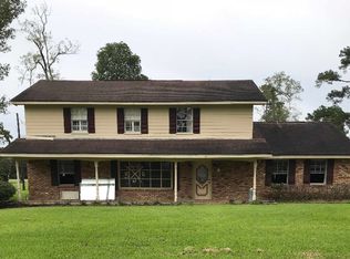 314 W Pineshadows Dr, Sour Lake, TX 77659