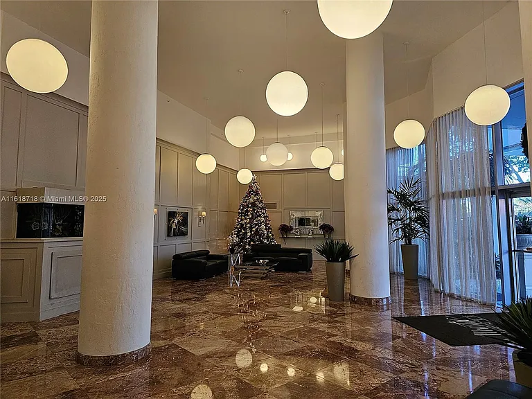 3600 Mystic Pointe Dr #1607 — Photo 12