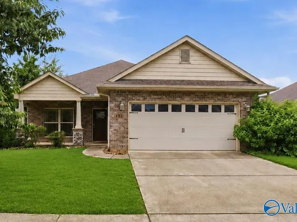 402 Bay Tree Ln SW, Huntsville, AL 35824