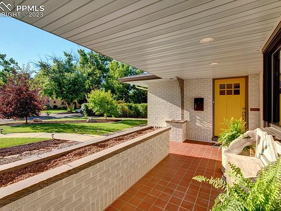 3rd image of 1630 Culebra Pl