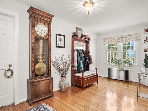 3rd image of 289 Daisy Ln