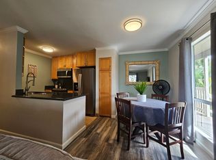 140 Uwapo Rd APT 17-204, Kihei, HI 96753