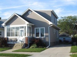 1306 Layard Ave, Racine, WI 53402