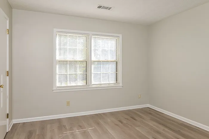 2137 Hartridge Dr — Photo 13