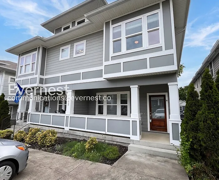1003B Spain Ave — Photo 2