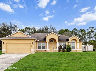 909 Albion St NW, Palm Bay, FL 32907
