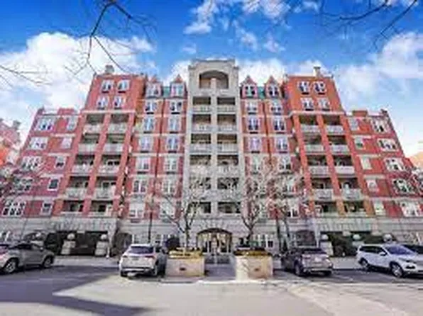 105 Oceana Dr E APT 1H, Brooklyn, NY 11235