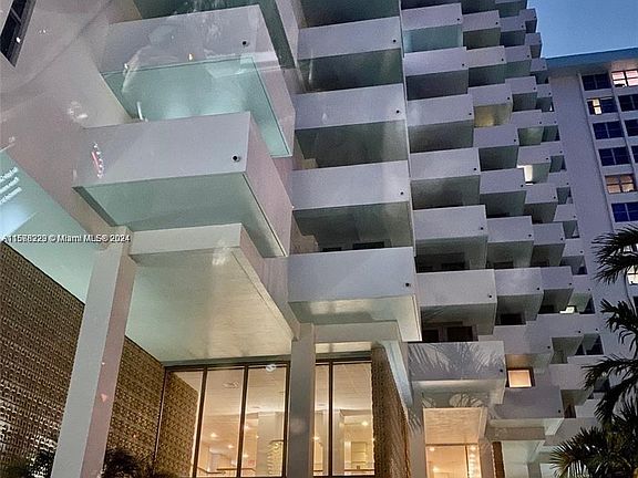 2nd image of 2899 Collins Ave APT 1433