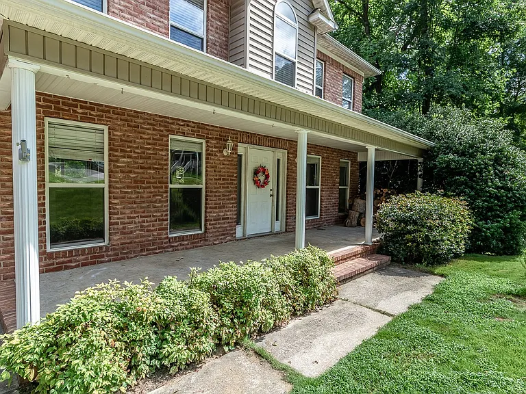 438 Bristol Rd — Photo 15