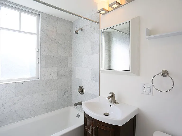 171 Montecito Ave — Photo 11