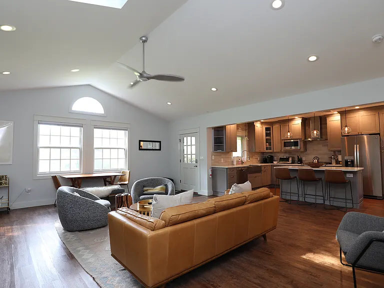 36 Northwoods Rd — Photo 6