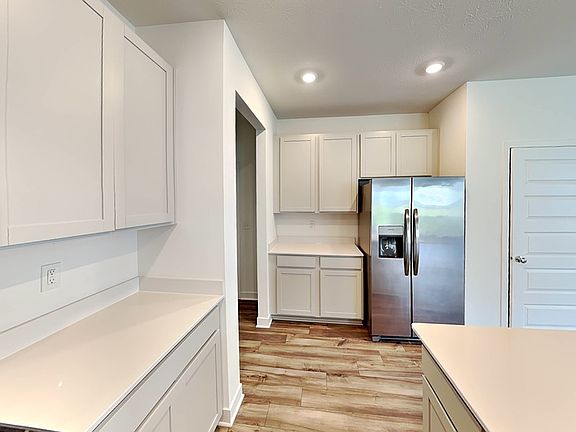 3rd image of 11458 Basalt Dr