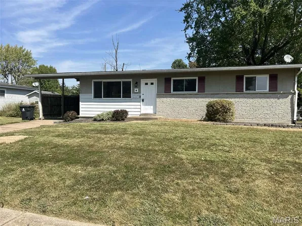405 Wren Dr, Florissant, MO 63031