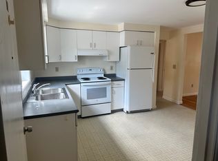 565 Hayward St #1, Manchester, NH 03103