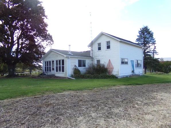 18745 Manitou Rd, Addison, MI 49220