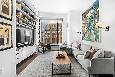 11 Hoyt Street, #15B