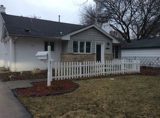 1105 Lois Ave, Park Ridge, IL 60068