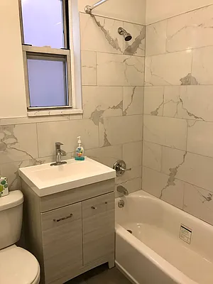 Rented by Voro, LLC | media 6