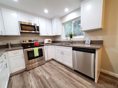 1889 Davis Dr, Fallbrook, CA, 92028
