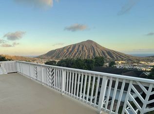 995 Kaahue St, Honolulu, HI 96825